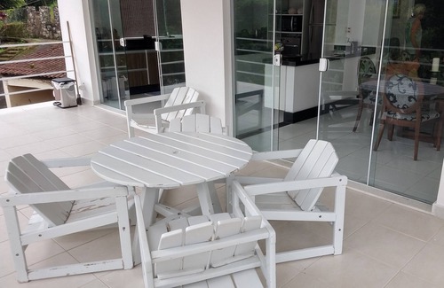 Portogalo House | 5 Suites in the best of Angra + Speedboat for Tours (Optional)