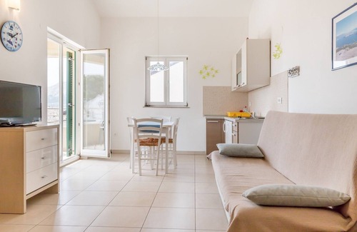 Baska Apartment | 50 metres to the beach