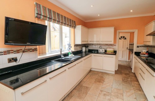 South Cliff Cottage | 50 West Street Edelweiss