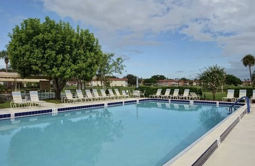 Florida Ridge Condo | 55+ Active Community