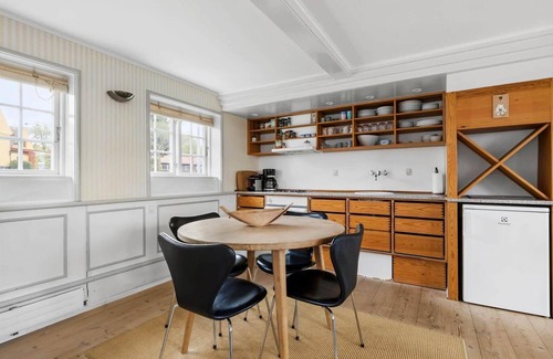 Svaneke House | 5639 Svaneke - Skovgade 1 ,B