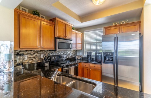 Ruskin Apartment | 577 Little Harbor