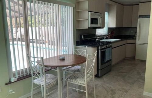 Tarpon Springs House | 5BR/3BA, heated pool, beach <1 mile