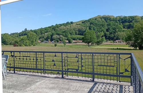 Lezignan Apartment | 5min from the sanctuary Ideal for families, large 50 m2 terrace