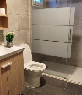 Vitry-sur-Seine House | 6奥利机场 卢浮宫 艾菲尔铁塔 巴黎圣母院