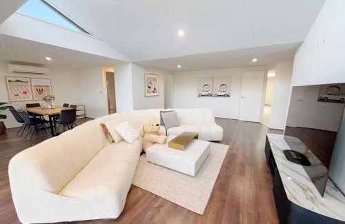 Patterson Lakes House | 6-Bed Lake Escape for Families & Friends