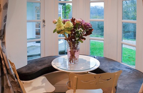 Honiton Cottage | 6 bedroom accommodation in Near Offwell, Honiton