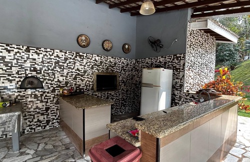 Braganca Paulista House | 6-bedroom farmhouse with Wi-Fi