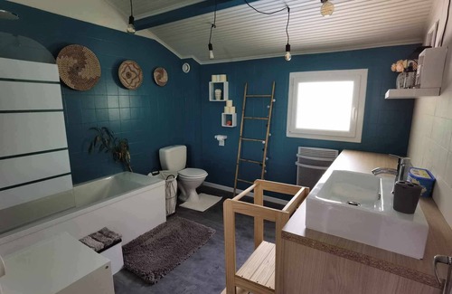 Tillieres House | 6 bedroom house near puy du fou