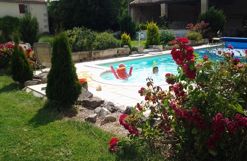 Oulmes House | 6 bedroom Traditional Farmhouse, private pool, indoor & outdoor games areas.