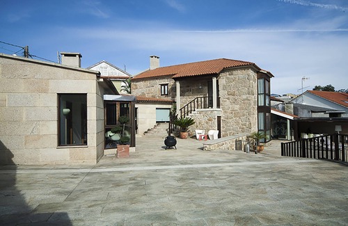 Cambados Villa | 6 bedroom villa with pool in the Rías Bajas