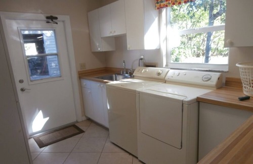 Bradenton House | 6 Bedrooms - Waterfront,pool, dock, great for families. Big yard, lots of room.
