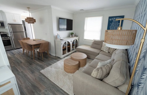 Seaside Heights House | 6 FREE season beach passes. All new in Seaside Heights with private driveway