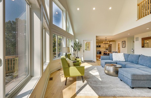 Front Royal House | 6 Mi to Appalachian Trail: Modern Front Royal Gem!