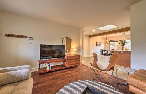 Austin House | 6 Mi to Dtwn Austin Home with Screened Porch and Yard