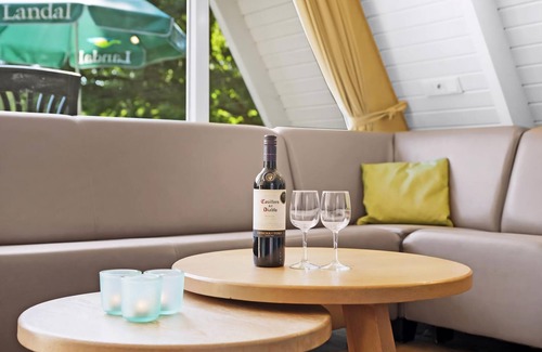 Kell am See House | 6-person dog bungalow in the holiday park Landal Hochwald