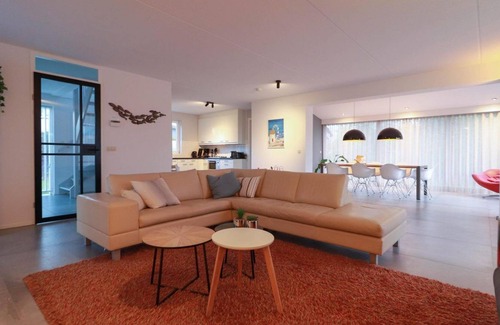 Makkum Cabin | 6-person Duinvilla with many extra luxuries