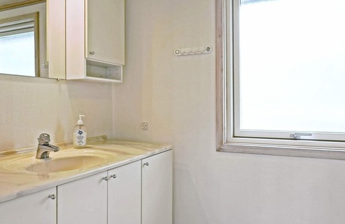 Sømarken House | 6 person holiday home in Aakirkeby-By Traum
