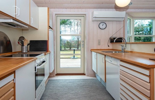 Trend House | 6 person holiday home in Løgstør