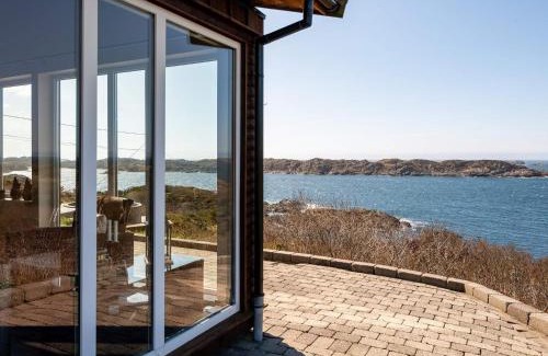 Bomlo House | 6 person holiday home in BØMLO-By Traum