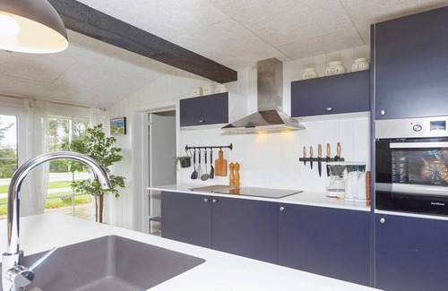 Hvalpsund House | 6 person holiday home in Farsø-By Traum
