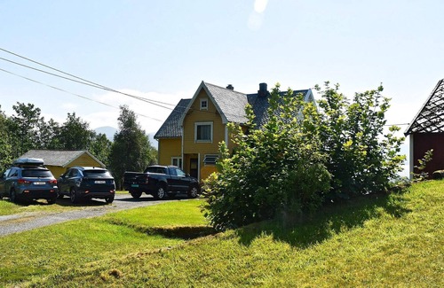 Fiskabygd House | 6 person holiday home in FISKÅ-By Traum