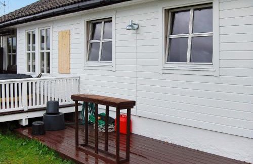 Fiksdal House | 6 person holiday home in tomrefjord