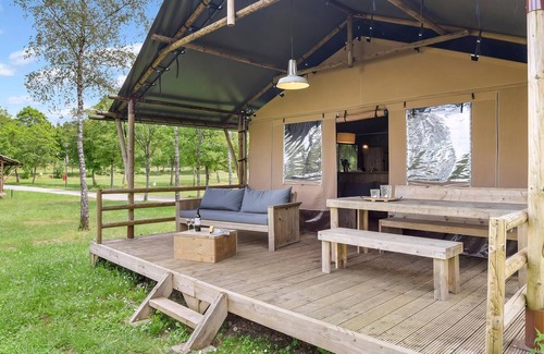 Saarburg RV Rental | 6-person safari tent in the holiday park Landal Warsberg