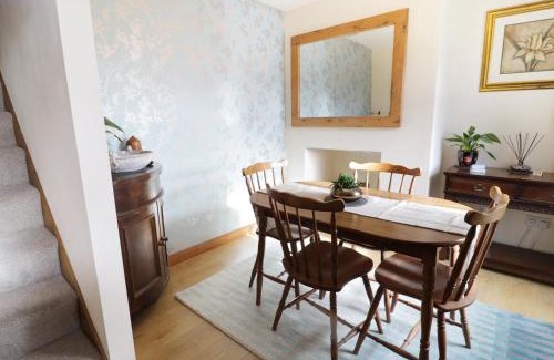 Caernarfon House | 60 Hyfrydle Road