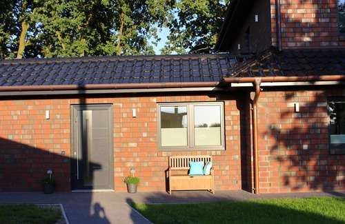 Edewecht Apartment | 60m² apartment in the Ammerland parkland - rental bikes -