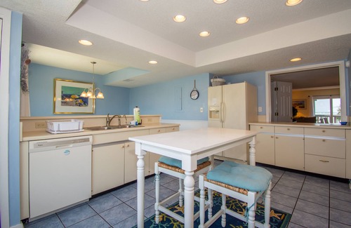 Saint Helena Island Villa | 646 New Haven - New to VRBO! Resort Access Included!
