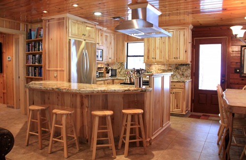 North Wawona Cabin | (66) Grizzly Giant (3 Bedrooms Only) at The Redwoods In Yosemite