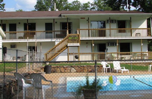 Indian Point House | 6bd Great Getaway For Large Groups & Reunions On Table Rock Lake 2mi From SDC!