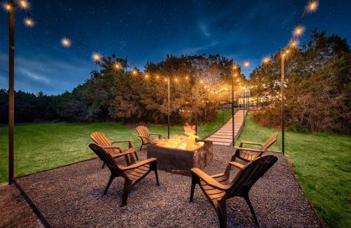 West Oak Hill House | 6BR Austin Retreat w Pool Hot Tub & Game Room