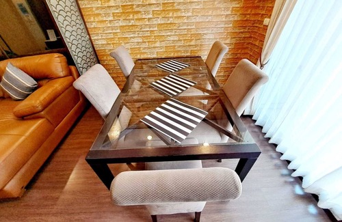 Khlong Toei Nuea Apartment | 6C - 2 Bedroom Downtown Apartment with shared Pool