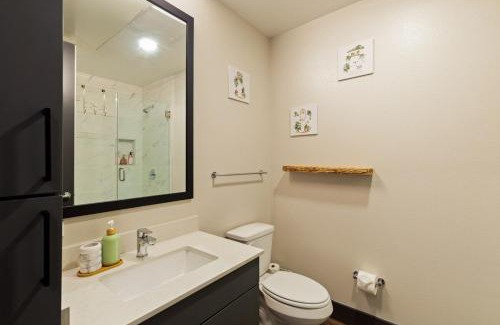 North Burnet Apartment | 6min to Domain,12min DT, Balcony and Free Parking