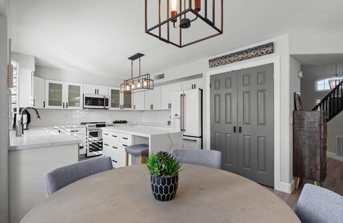 Ocotillo House | 6th Tee Luxury Pool & Fire Pit