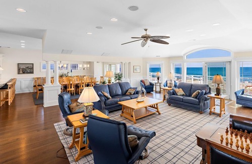 Beach Haven House | 7,400+ square-foot ocean-front home 7 Bedrms all en Suites + Pool, Theatre, Gym