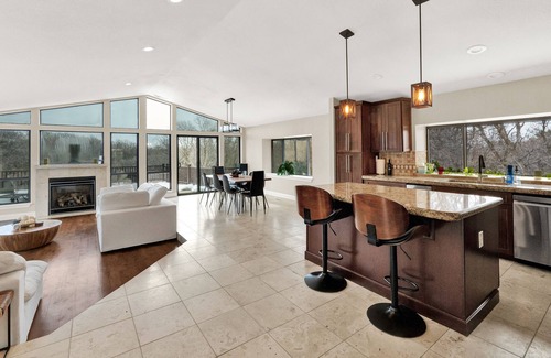 Highland House | 7-Bedroom Retreat - Giant Hot Tub, Gorgeous Mountain Views on 2 Acres!