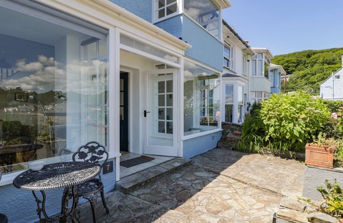 Borth-y-Gest Cottage | 7 IVY TERRACE, family friendly, with a garden in Borth-Y-Gest