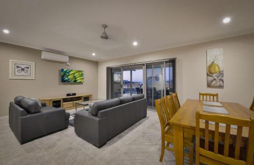 Exmouth House | 7 Kestrel Place