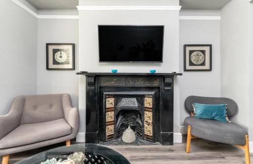 Bootham House | 7 Longfield Terrace Gorgeous Central 5 Bed House in York with Parking I Pass The Keys