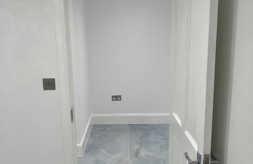 Lady Margaret House | 7 minutes to Southall and Greenford station