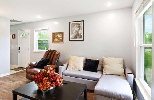 Jeffersonville House | 7 Mito Louisville Jefferson Home