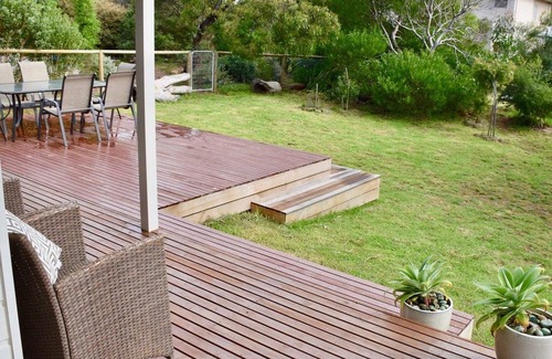 Anglesea House | 7 Parker - Nestled in the heart of Anglesea.