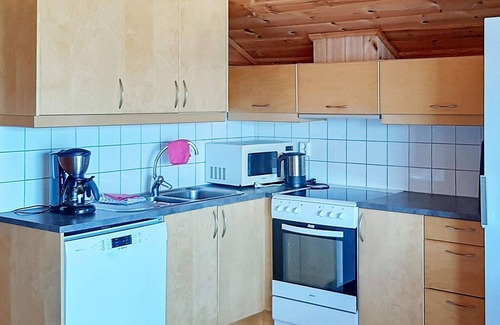 Sjernarøy Apartment | 7 person holiday home in Sjernarøy