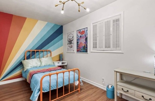 Mission Hills South House | 70’s themed Boogie Nights Home with heated pool