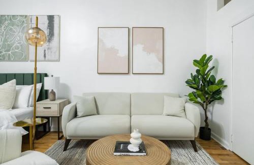 Central Park West Apartment | 74-1A New Studio in Prime UWS - GYM In Building