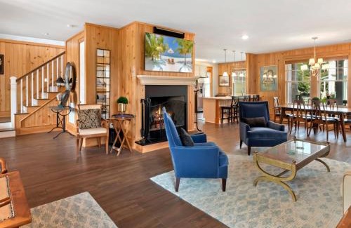 Historic Downtown Manteo House | 7526 - The Sea Biscuit