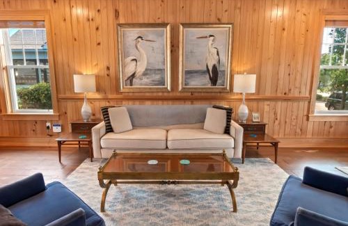 Historic Downtown Manteo House | 7526 - The Sea Biscuit
